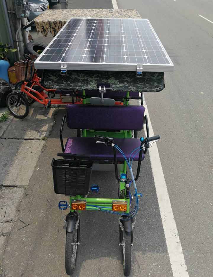 ソーラーパネル付き電動サリーバイク